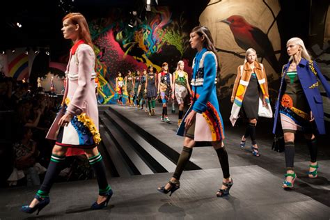 pellicce prada 2013-2014 fashion show|Prada Women’s SS14 Fashion Show Space .